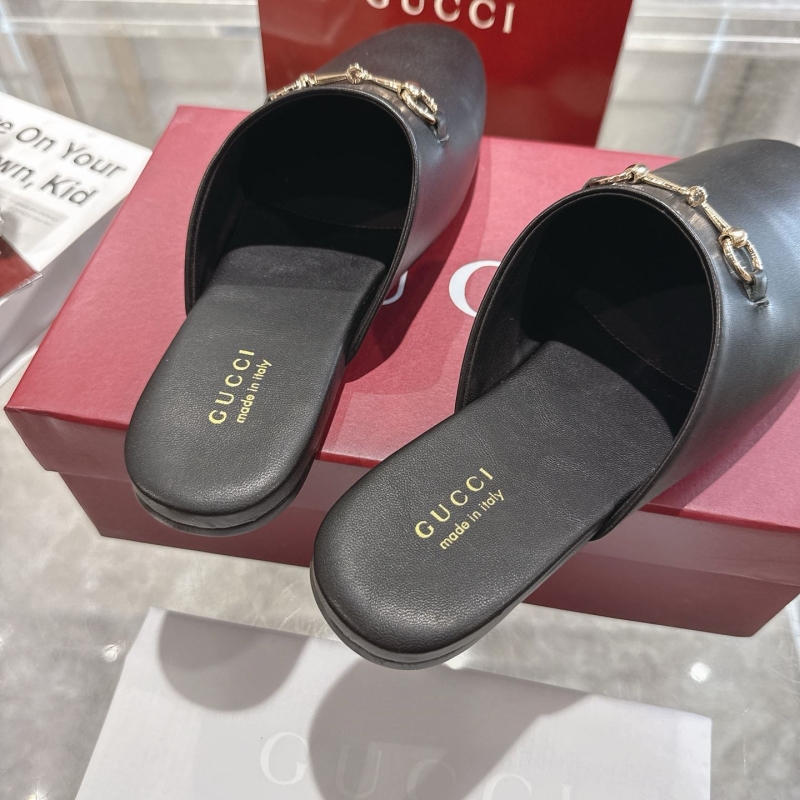 Gvc*1 slippers